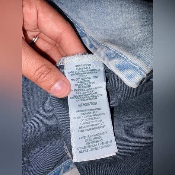 NWT True Religion Light Bliss Wash Logo Georgia Long Sleeve Denim Shirt Sz Small - Picture 12 of 12